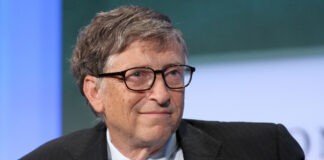 How Much Money Does Bill Gates Make?