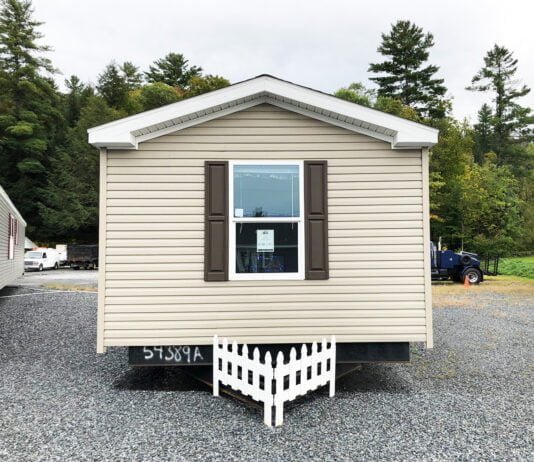 How many square feet are most single-wide trailers