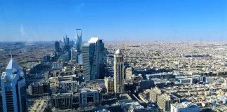 Pros and Cons of Starting a Business in Saudi Arabia